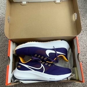 Nike zoom Pegasus 39 LSU size 7.5
